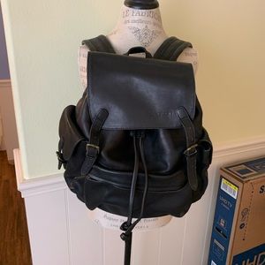 Black, vintage leather Ellington backpack.